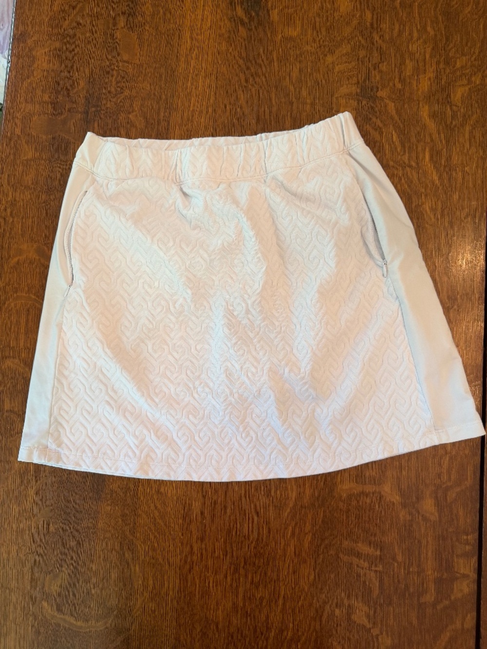 J. McLaughlin White Textured Golf Tennis Skort  Zip Pocket Stretch -Sz S